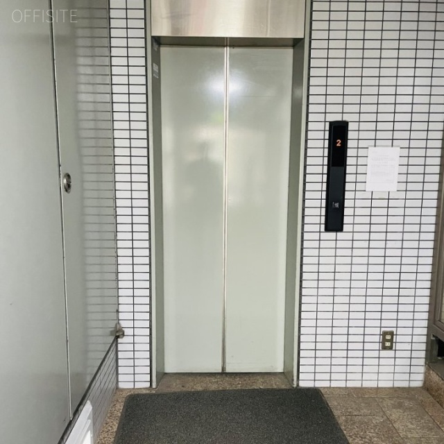 CICビル エレベーター
