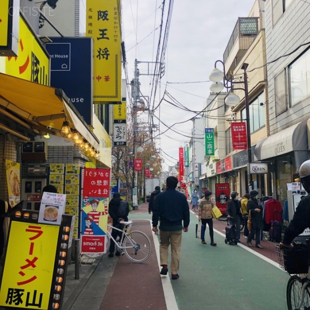 第62東京ビル ビル前面道路