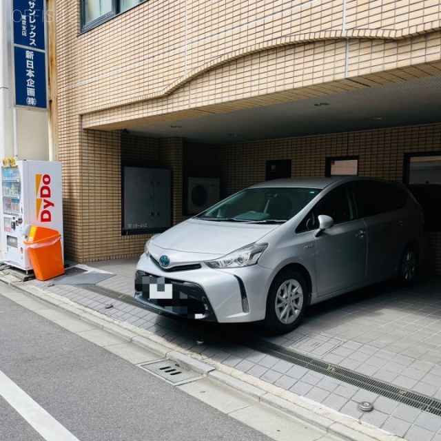 アルビビル 駐車場