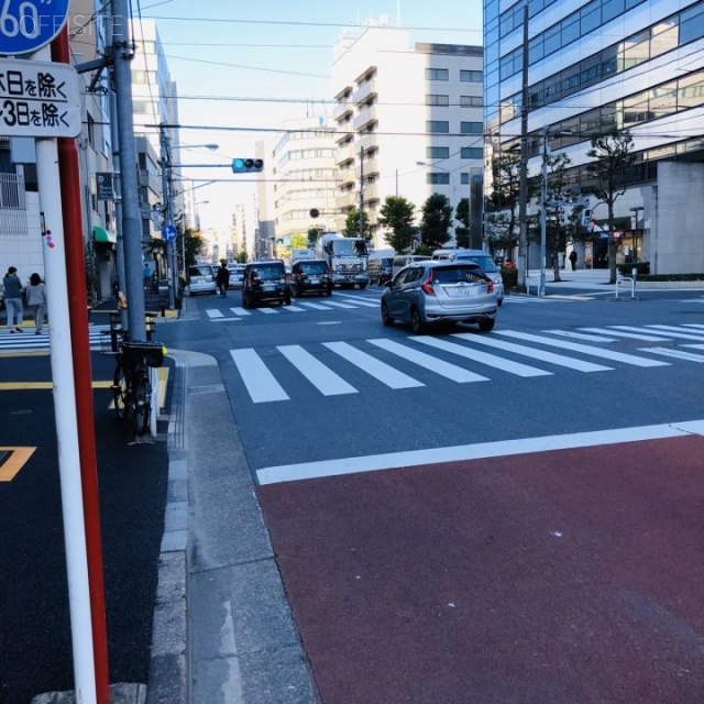 ポモドーロ清洲橋通りビル 前面は清洲橋通り