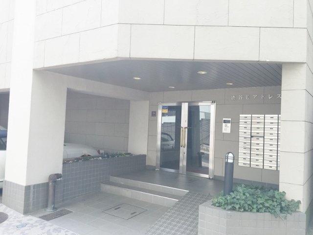 渋谷Eアドレス エントランス
