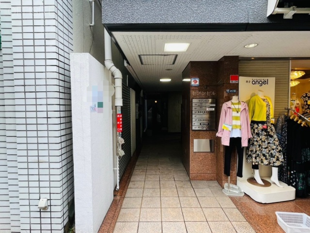 人形町セブンビル エントランス