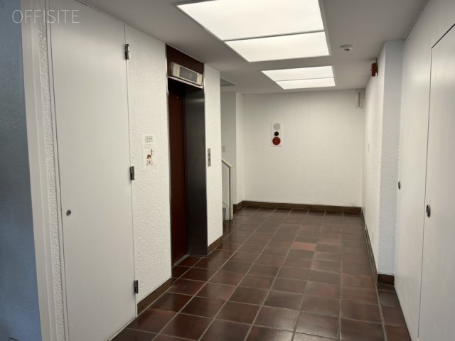 シェ麻布　エントランス