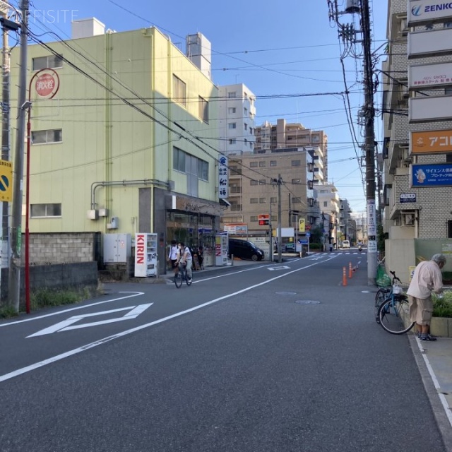 MSビル船橋 ビル前面道路