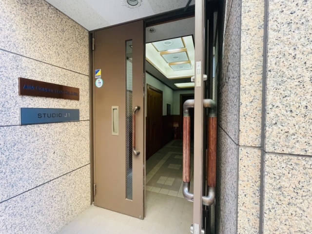 つり人社ビル　エントランス