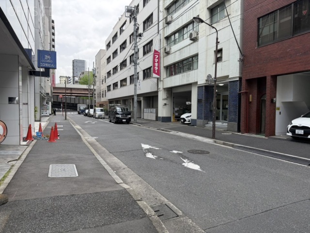 三共美倉ビル別館　前面道路