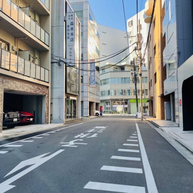 クロスシー東日本橋 前面道路