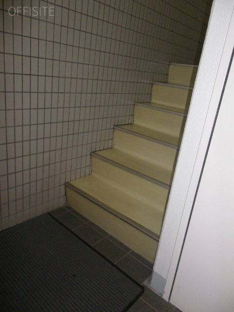 岩波ビル 画像