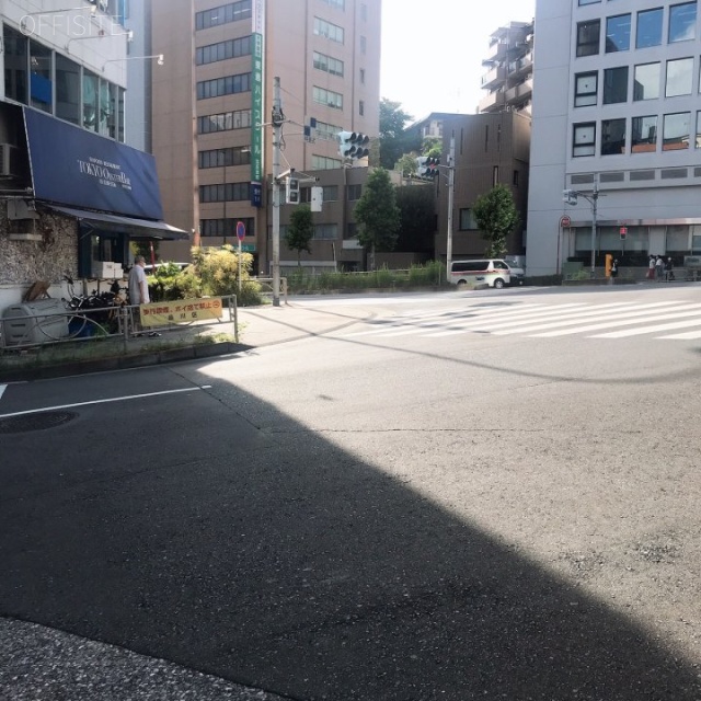 五反田S&Lビル ビル前面道路