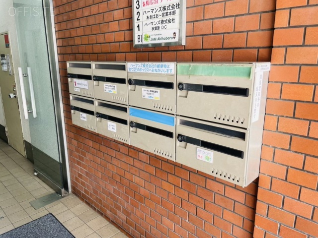 山口ビル　郵便受け