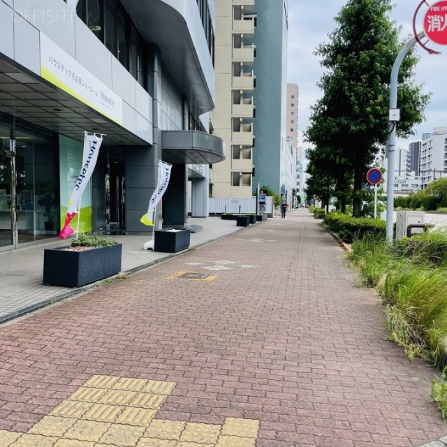 サンエース徳川 前面歩道