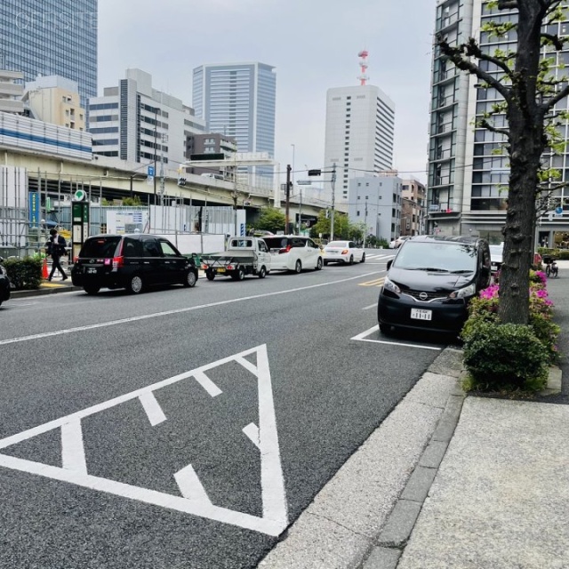 JRE芝二丁目大門ビル ビル前面道路