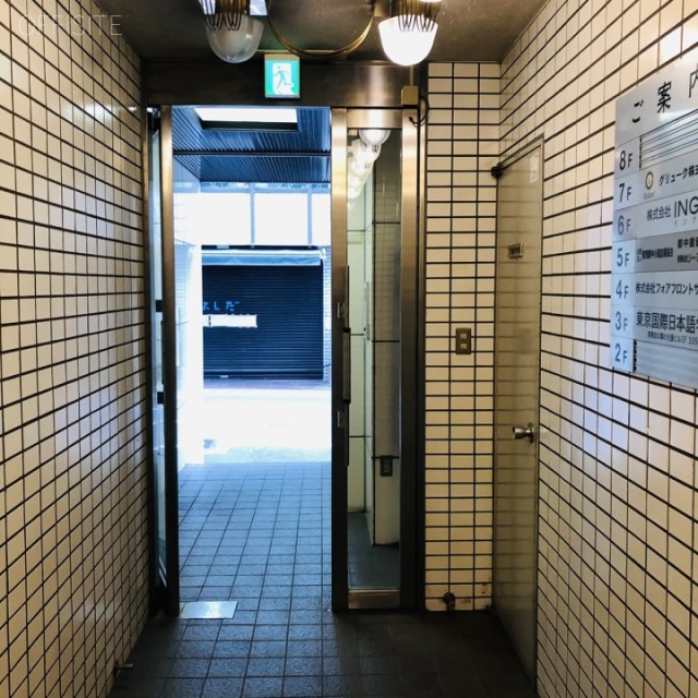 TOMビル エントランス