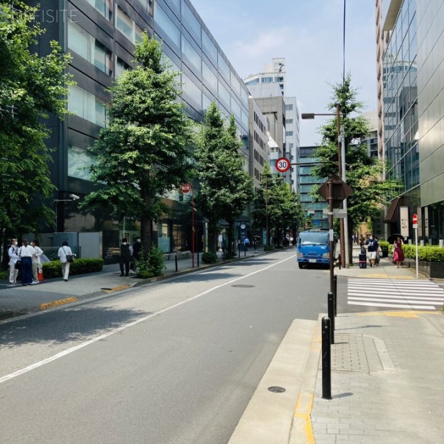 VORT平河町Ⅱ ビル前面道路