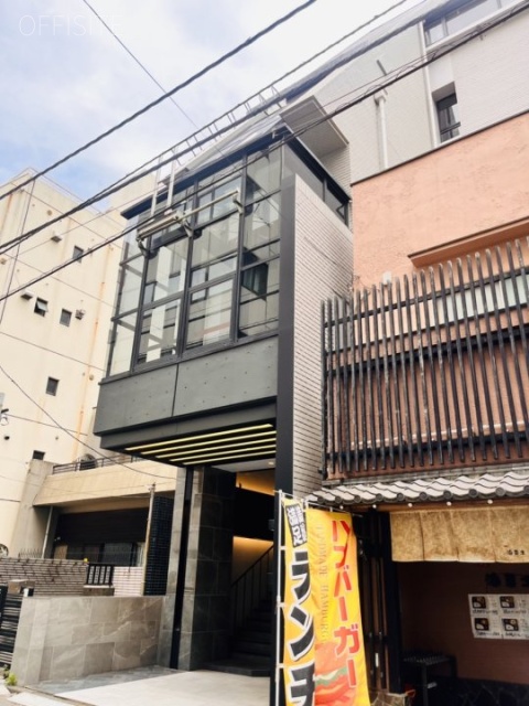 Uniーworks新宿御苑 外観
