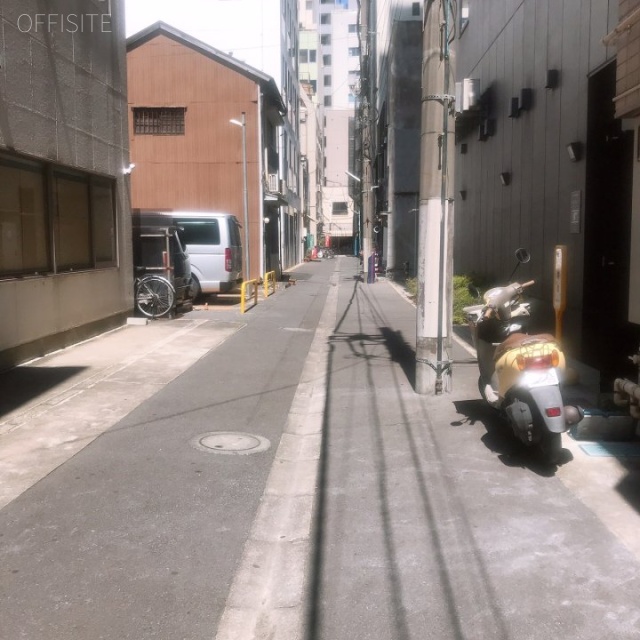 内山印刷ビル ビル前面道路