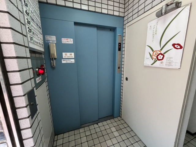 加藤ビル エントランス