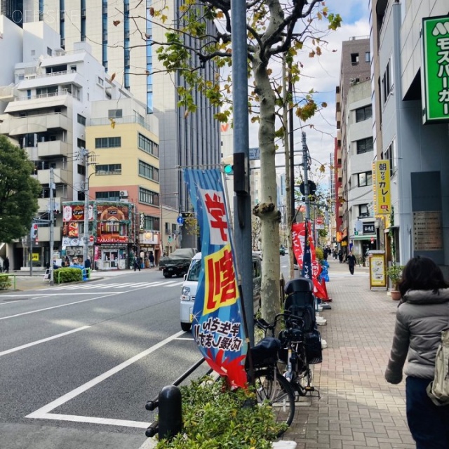 神田中央ビル ビル前面道路