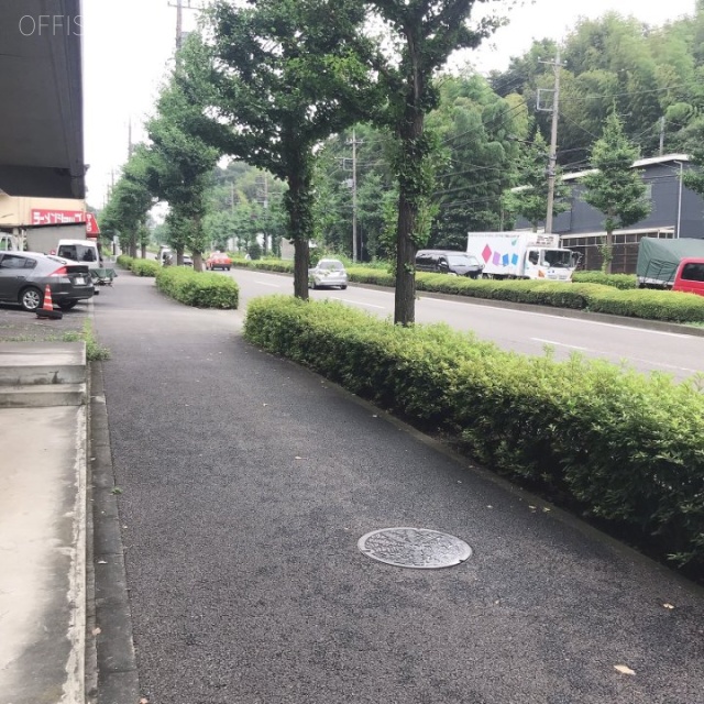 グリーンハイム広瀬 ビル前面道路