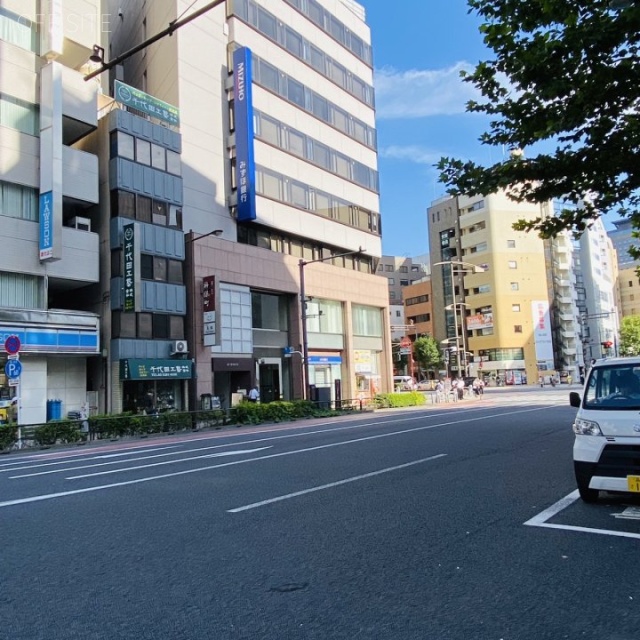 神保町スリービル　周辺