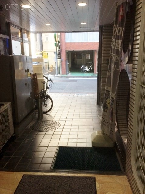 和田ビル エントランスホール
