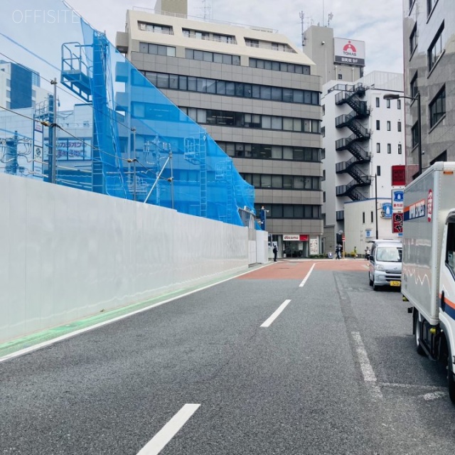 泉田町ビル ビル前面道路
