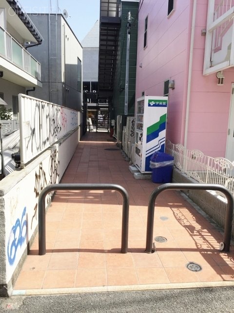 ファンファンビル ビル側面