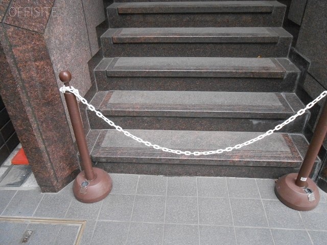 アラミドビル 画像
