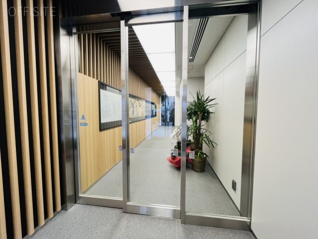 第一白鳳ビルディング エントランス