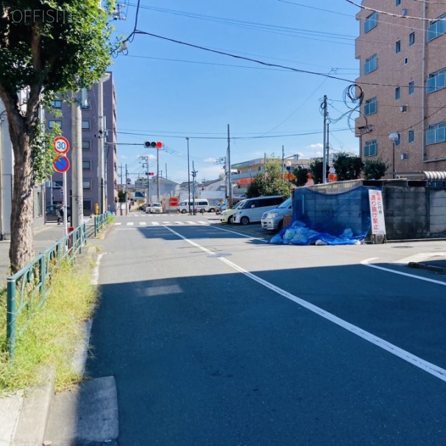 南田中4丁目貸事務所・店舗ビル ビル前面道路