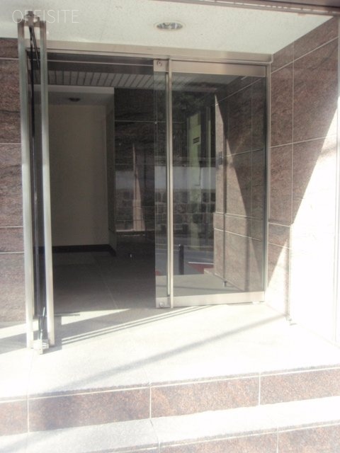 一番町ビル エントランス