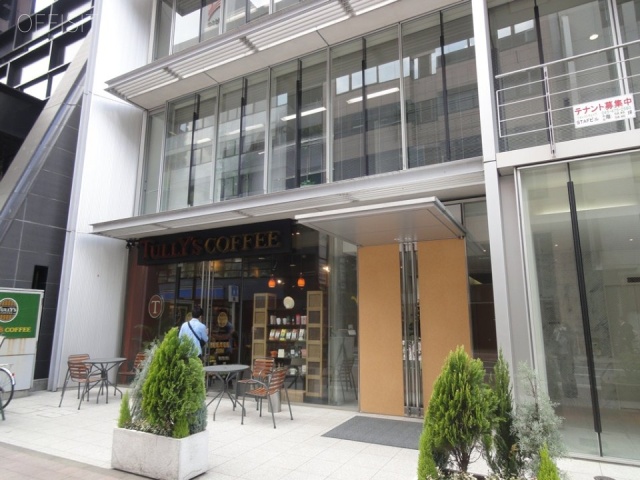 スタッフビル 画像