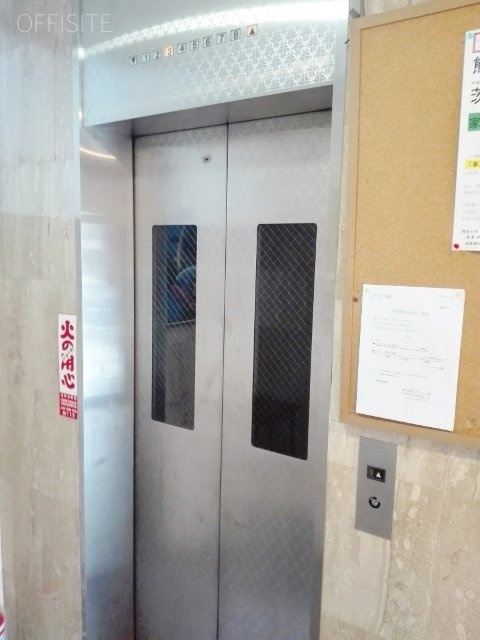 服部ビル エレベーター