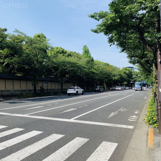 第三早川屋ビル　ビル前面道路