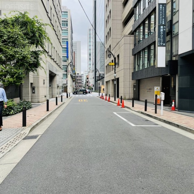 毎日日本橋ビル ビル前面道路