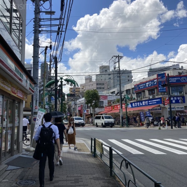 JーNACビル ビル前面道路