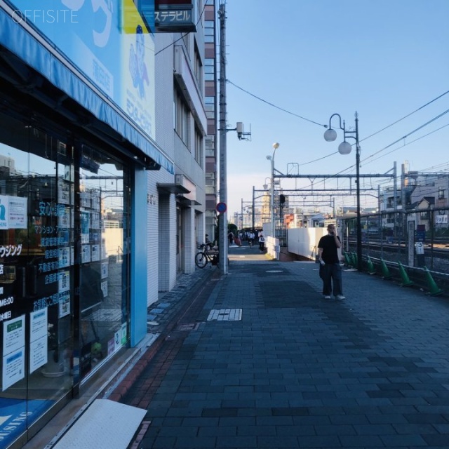 ステラビル ビル前面道路