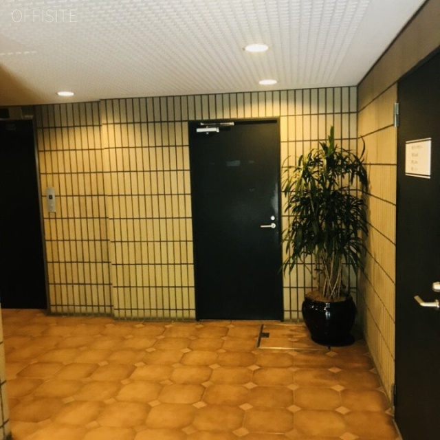 エクセル新宿御苑ビル　エントランス