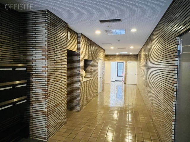 岩見ビル　エントランス