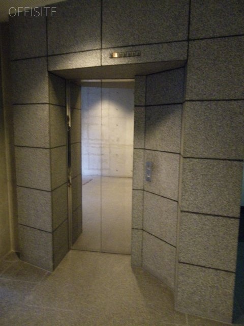 赤坂イイヌマビル 画像