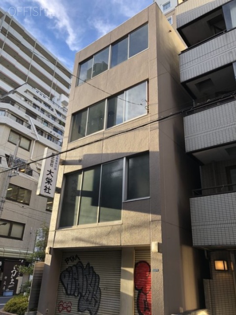 新宿御苑前ビル 外観