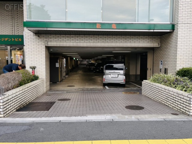 松亀プレジデントビル　駐車場