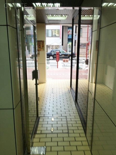 KCビル エントランス
