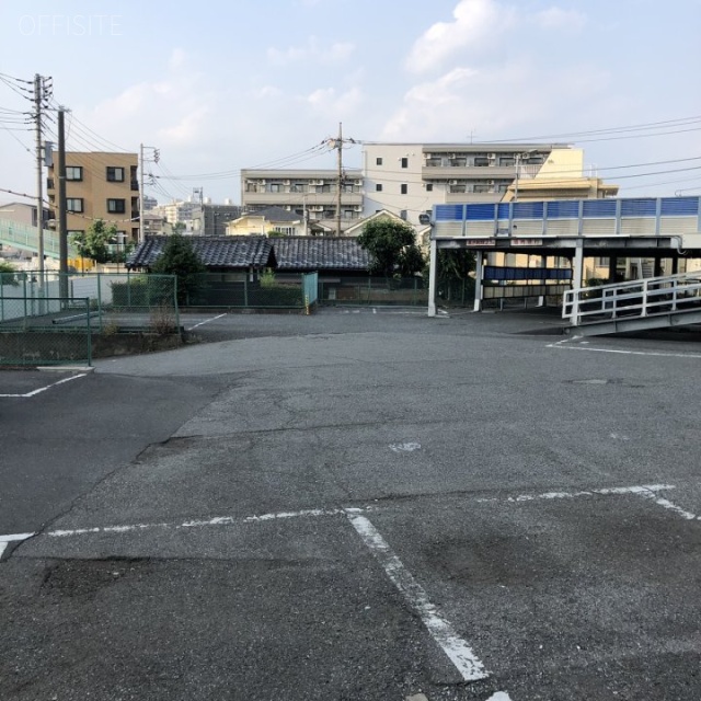 練馬北町ビル 物件裏に駐車場あり