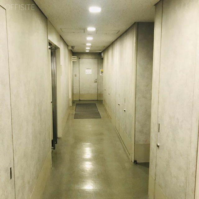 住友生命西新橋ビル エントランス