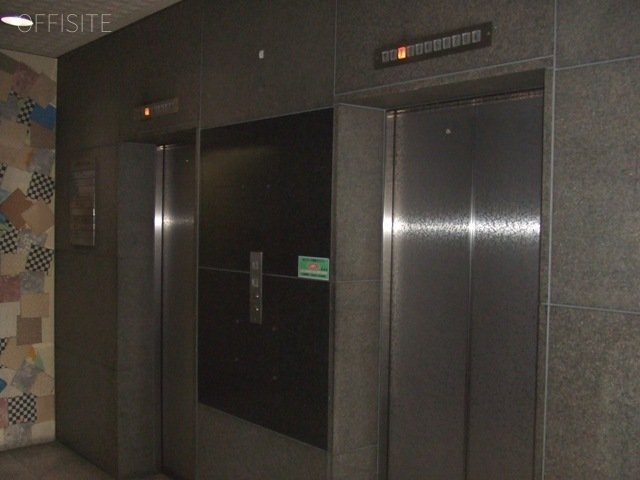 ミクニビル 画像