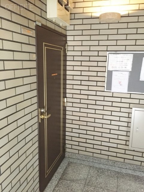 NAGAIビル　玄関