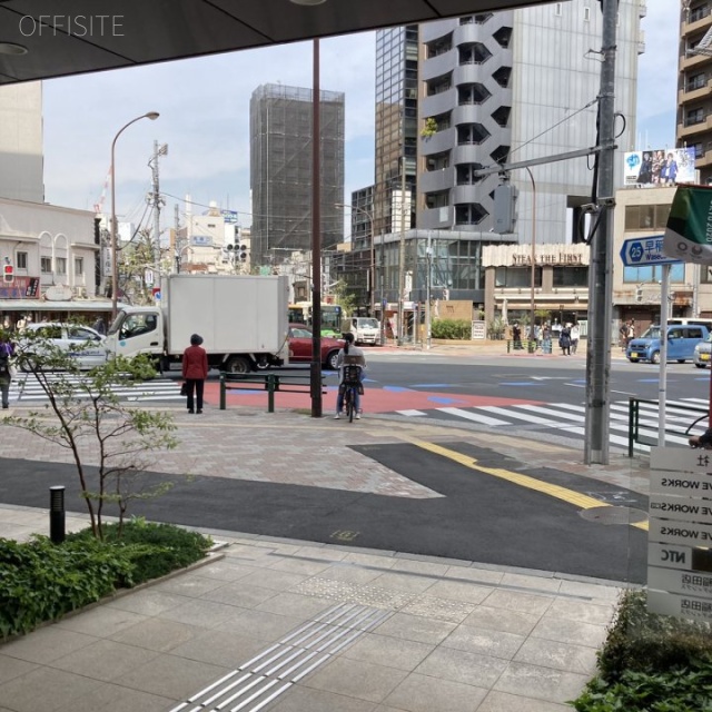 フェアウインド高田馬場(FAIR WIND高田馬場) ビル前面道路