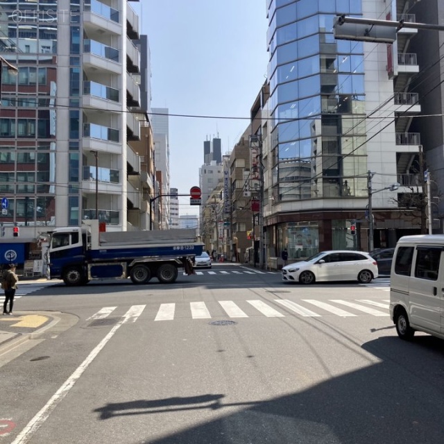 高正(たかまさ)ビル ビル前面道路