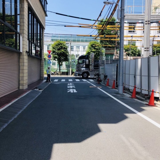翔和浅草橋ビル ビル前面道路